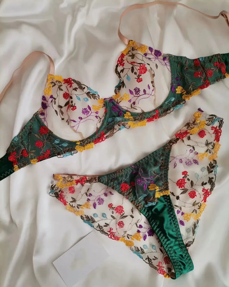 2-Piece Lace Bra Embroidery Floral Lingerie Set