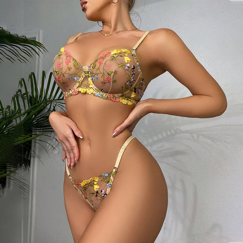 2-Piece Lace Bra Set Floral Embroidery Lingerie Set